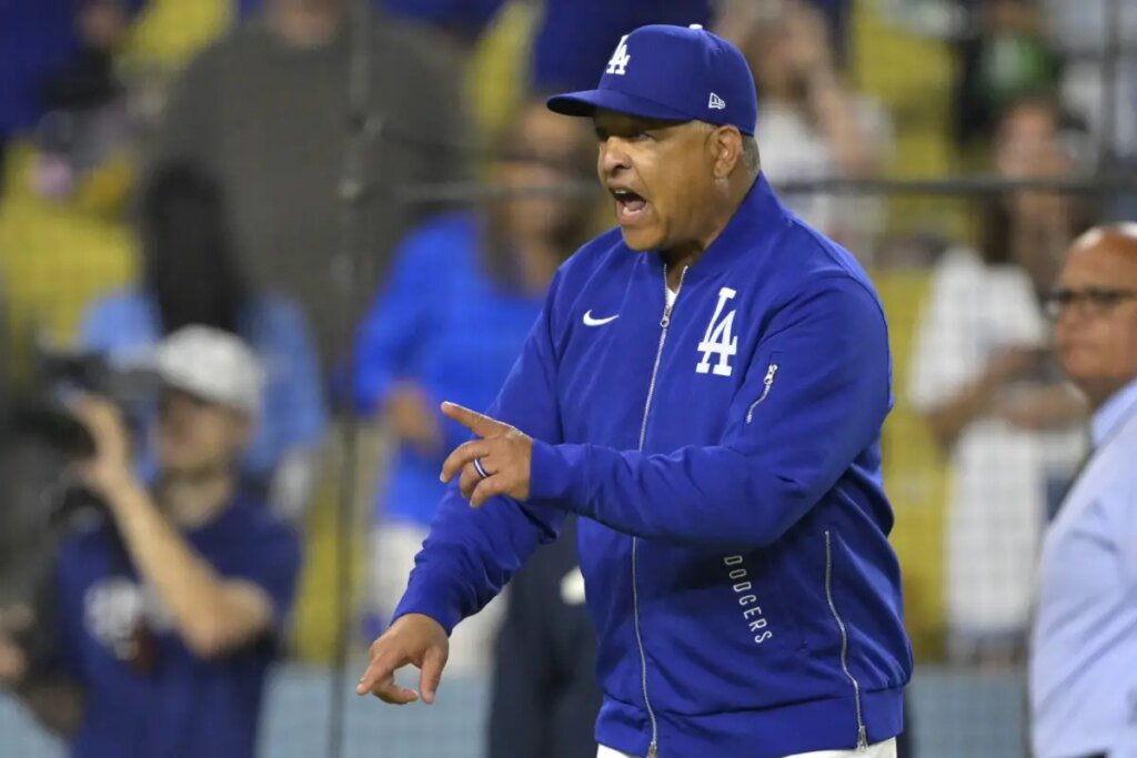 Dodgers Notes: Benches Clear vs Padres, Dave Roberts and Mike Shildt Fight, LA Makes Surprise Roster Move